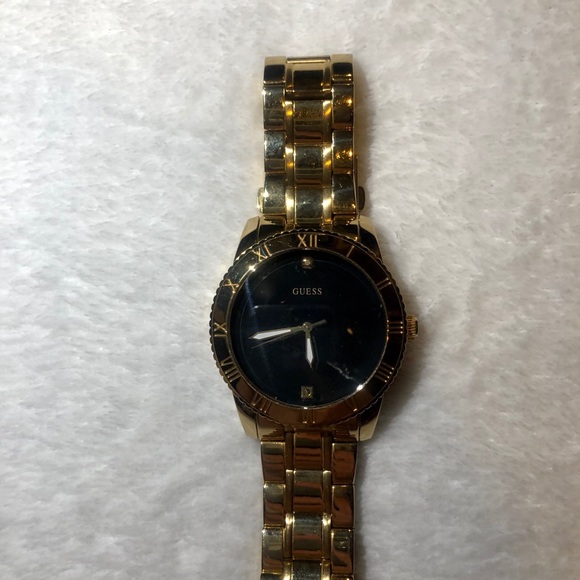Guess Other - Men’s Guess gold tone steel link band watch NEW